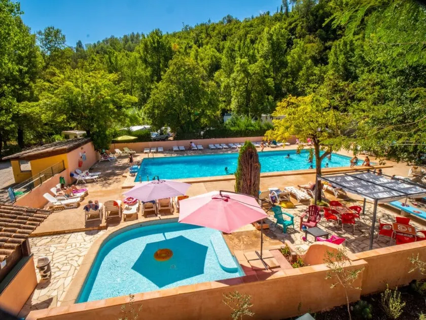 Camping Les Rives du Loup Châlets Tourrettes-sur-Loup - Image 1
