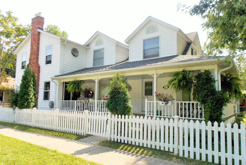 Finlay House Bed and Breakfast Niagara-on-the-Lake - Image 1