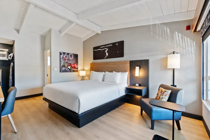 Thunderbird Lodge - Image 1