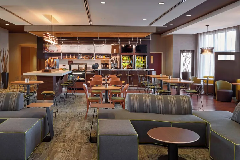 Courtyard by Marriott Kingston Highway 401 - Image 1