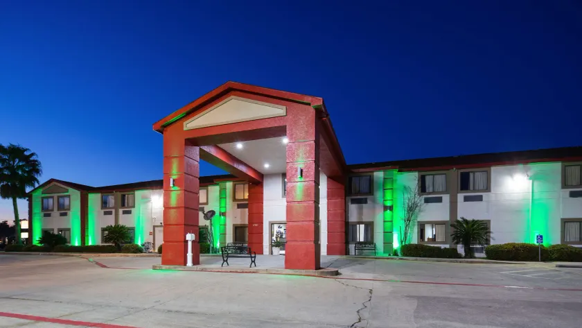 SureStay Hotel by Best Western Orange - Image 1