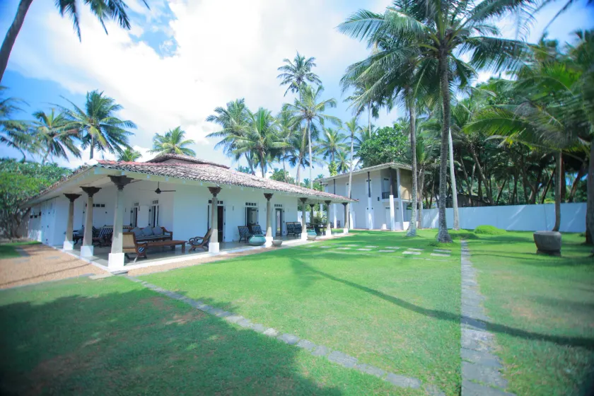 Olanda Private Beach Villa - Image 1