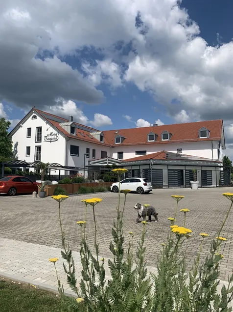 Hotel Bavaria - Image 1