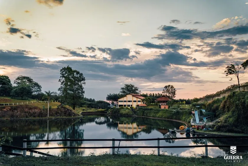 Hotel Lago das Pedras - Image 1