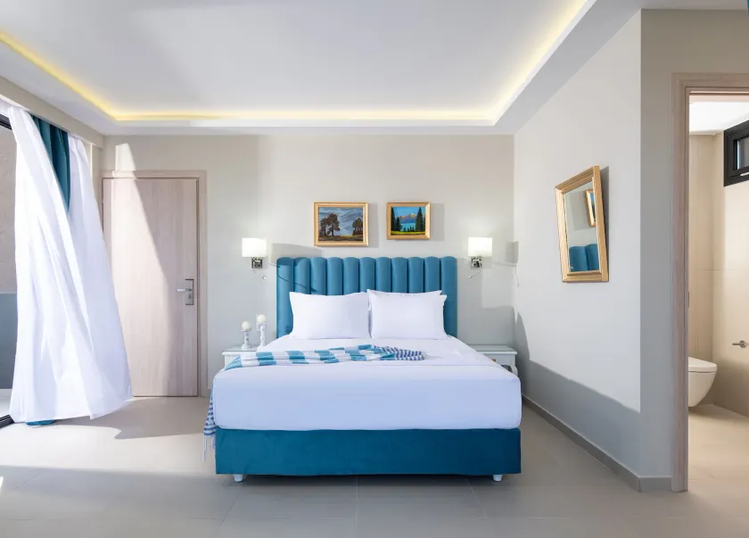 Light Blue Hotel - Image 1