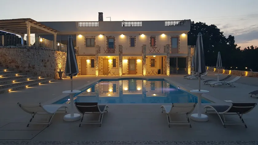 Villa Fumarola - Image 1