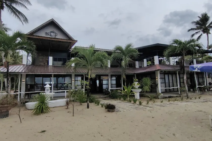 Puerto Paraiso Hostel - Image 1