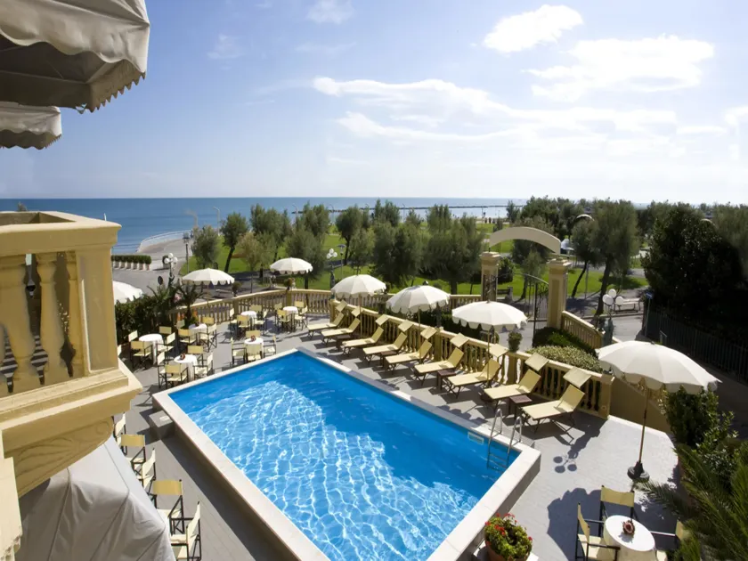 Hotel Vittoria - Image 1