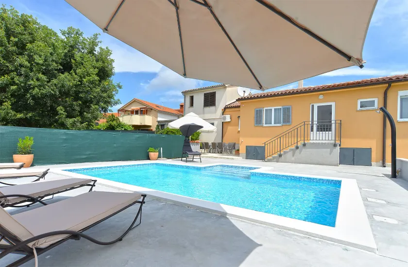 House 1231 - Image 1
