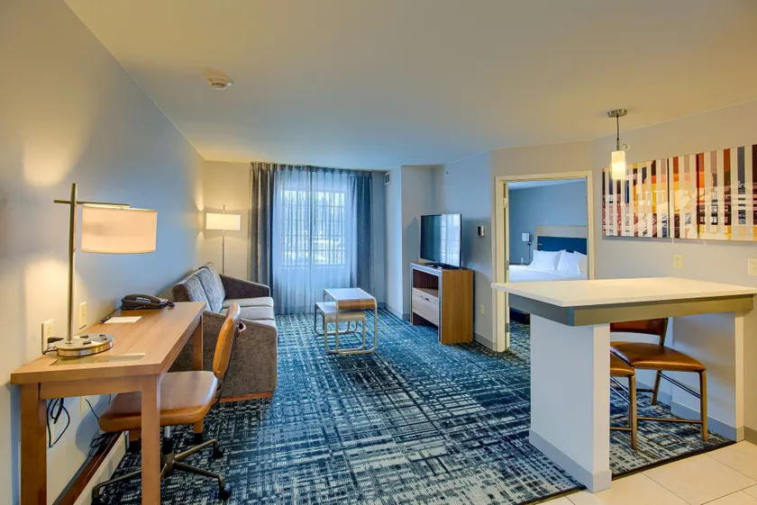 Homewood Suites by Hilton South Bend Notre Dame Area - Image 1