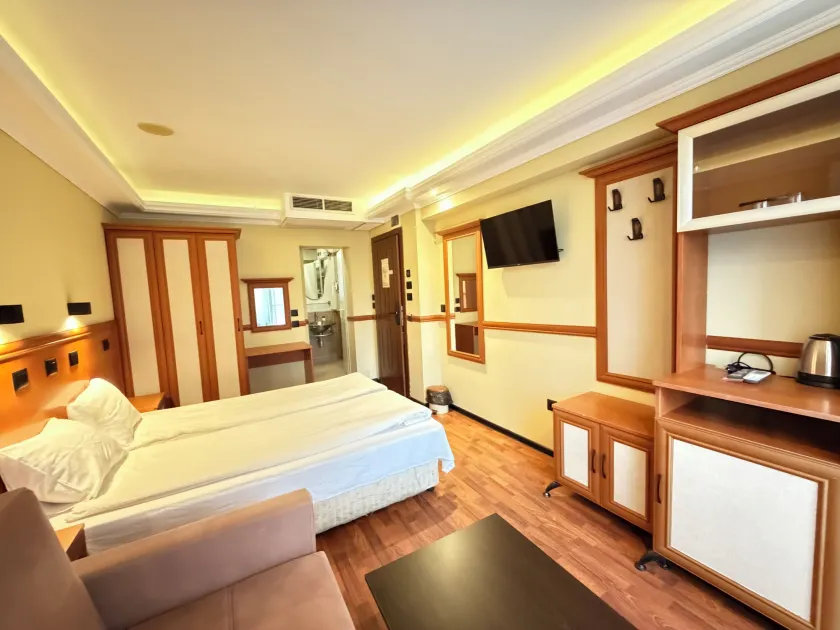 California Hotel - Image 1
