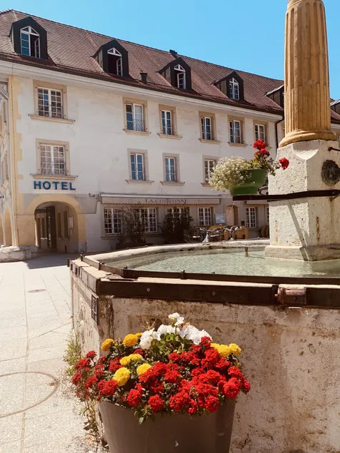 SWISS HOTEL LA COURONNE - Image 1