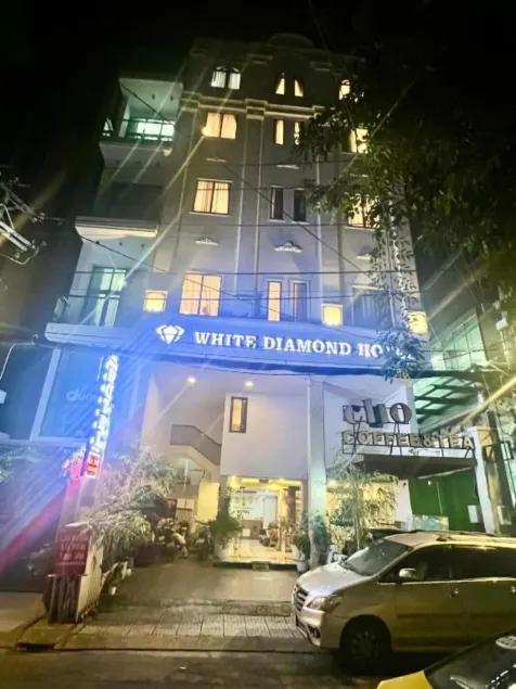 White Diamond Airport Hotel - TSN - Image 1