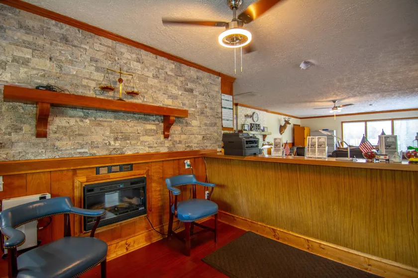 EDEN INN - Coin salon dans le hall