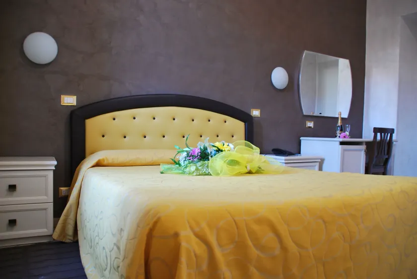 Hotel Antico Distretto - Image 1