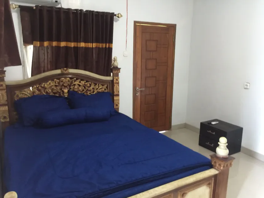 OYO Life 91339 Pondok Kost Aulia Syariah - Room