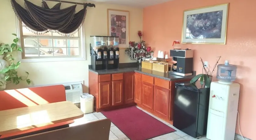 Budget Inn - Rezeption