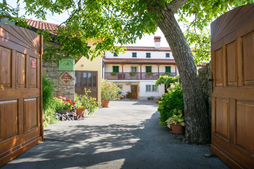 Tourist Farm Petelin-Durcik - Image 1