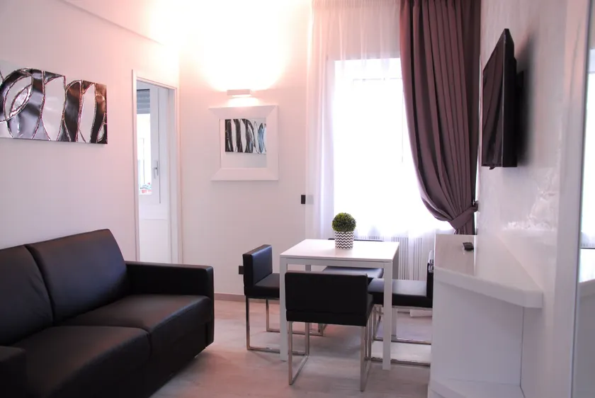 LHP Suite Rapallo - Image 1