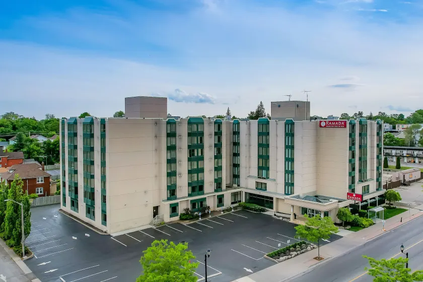 Ramada By Wyndham Niagara Falls near the Falls - Image 1