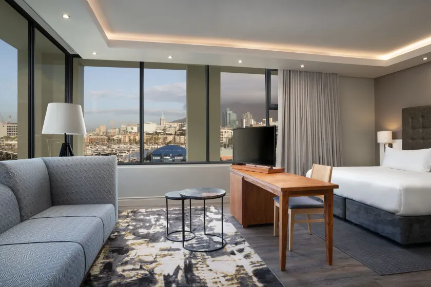 Protea Hotel by Marriott Cape Town Waterfront Breakwater Lodge - Image 1