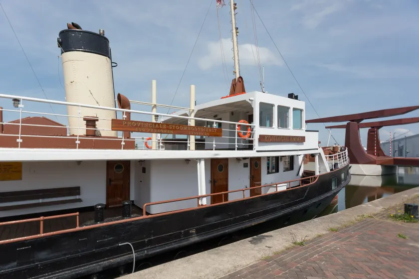Hotelboot Koningin Emma I Kloeg Collection - Image 1