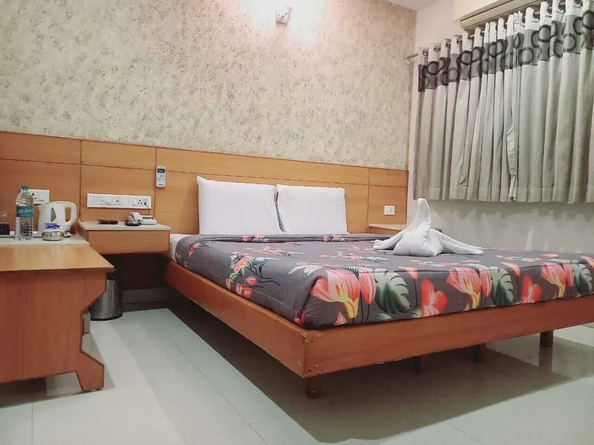 Hotel Apple Park - Image 1