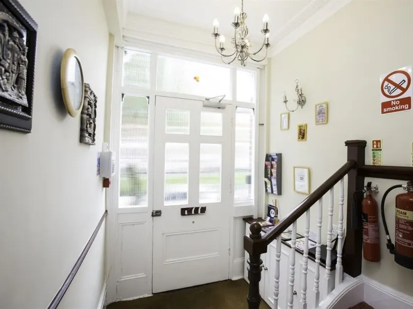 Primrose Guest House - Image 1