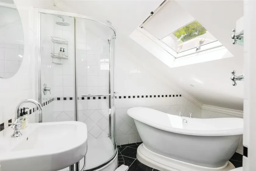 De Haas Luxury Living at Villa Grande - Image 1