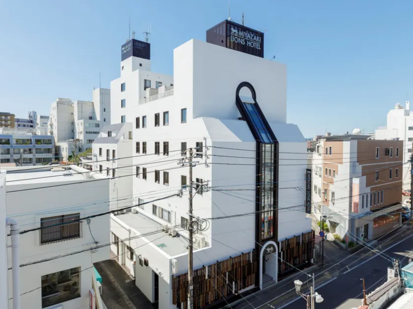 Miyazaki Lions Hotel - Image 1