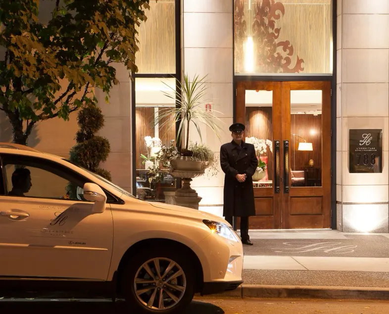 L'Hermitage Hotel - Image 1