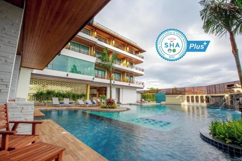 Aqua Resort Phuket - Near Beach and Chalong Pier - Image 1
