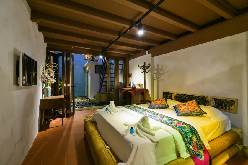 Ohana House @ 15 Kuli - Image 1