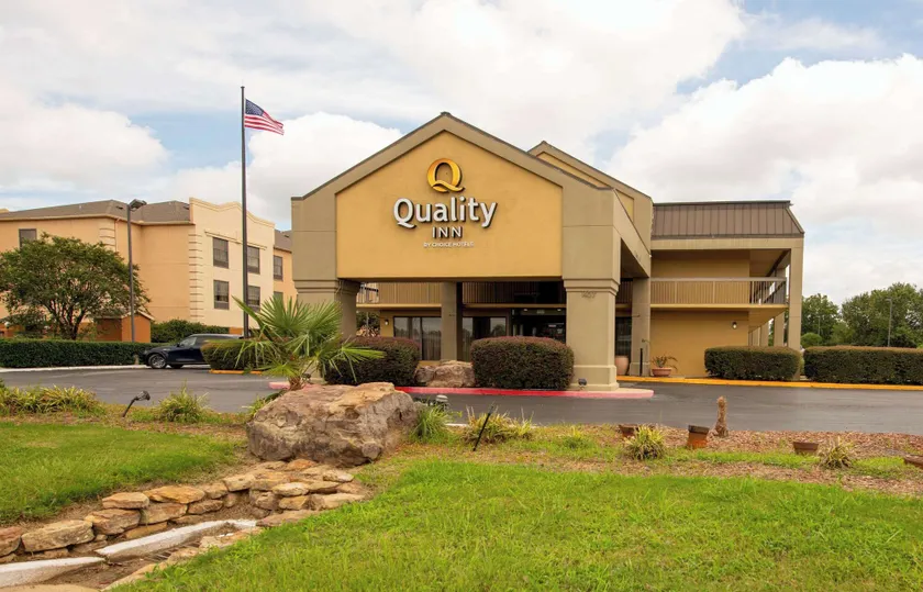 Quality Inn Monroe - Image 1