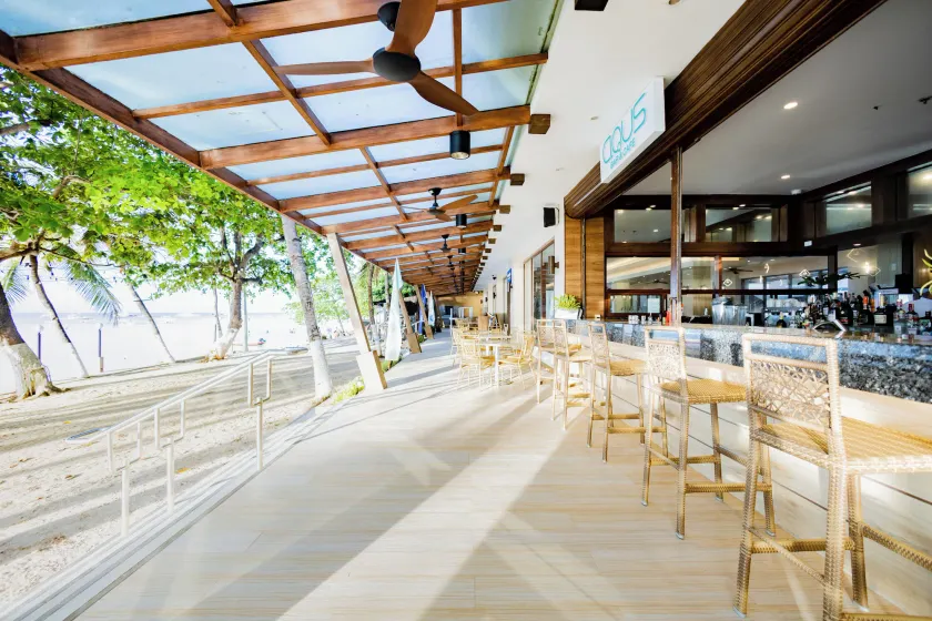 Alona by Jpark Island Resort - Image 1