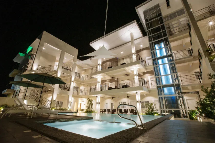 Rovira Suites - Image 1