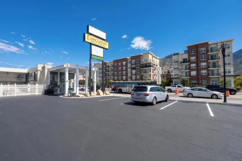 Executive Inn & Suites Provo Near University - Image 1