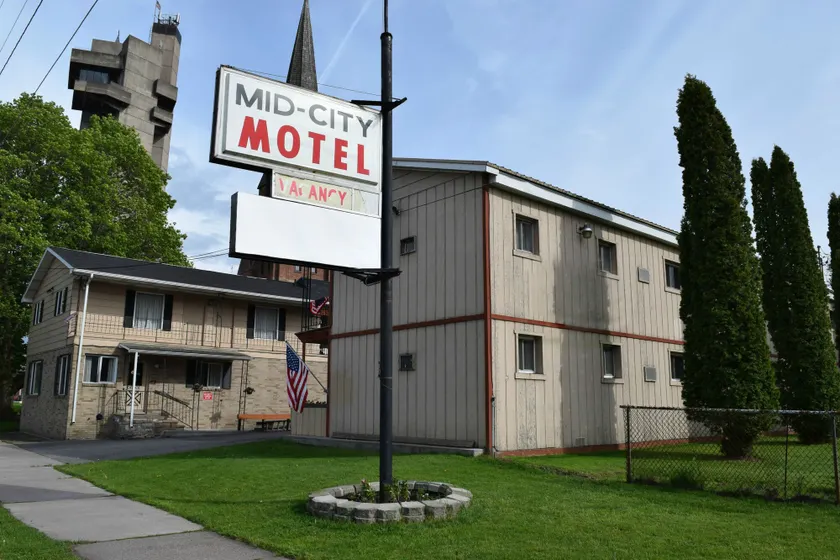 Mid-City Motel - Image 1