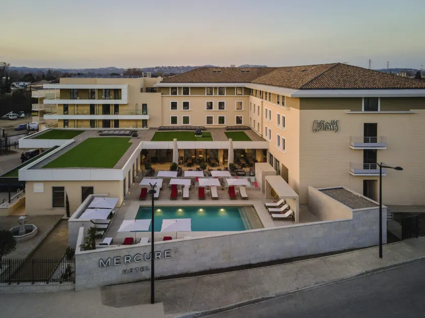 Mercure Avignon TGV Hotel & Spa - Image 1