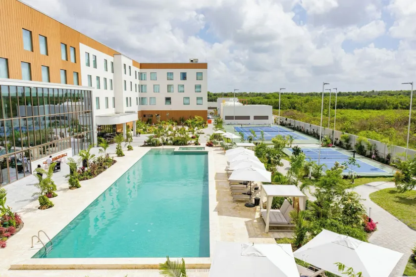 Four Points by Sheraton Georgetown - Image 1