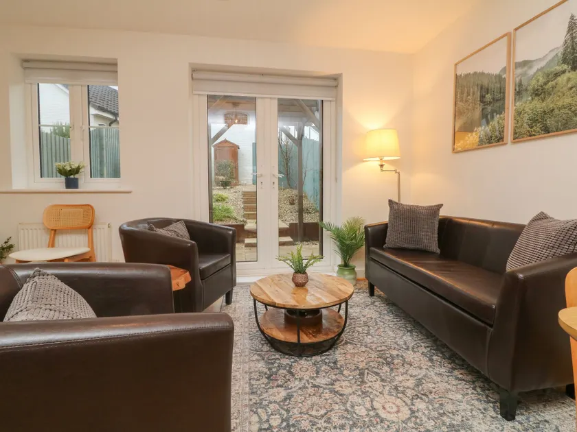 Reubens Cottage - Image 1