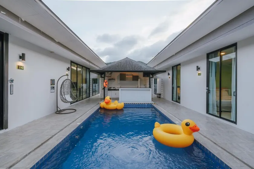 58 Pool Villa - Image 1