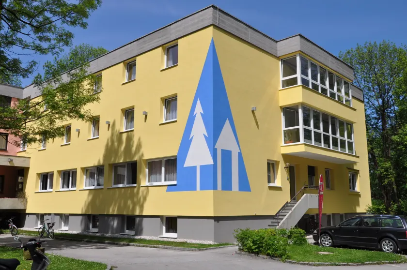 Eduard-Heinrich-Haus, Hostel - Image 1