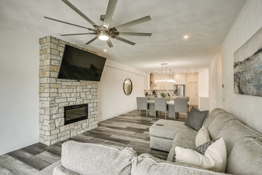 Walk to Mississippi River: Grafton Townhome! - Image 1