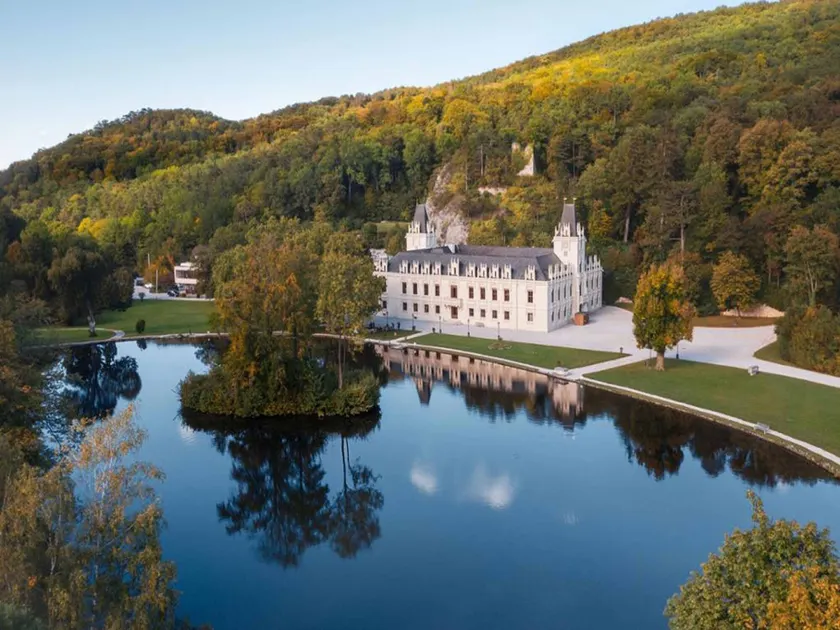 Hotel Schloss Hernstein - Image 1