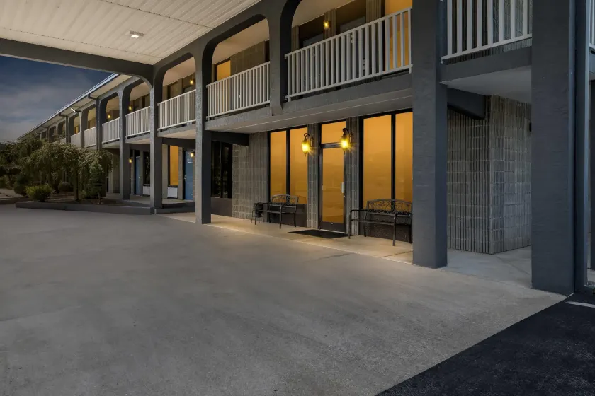 Quality Inn - Image 1