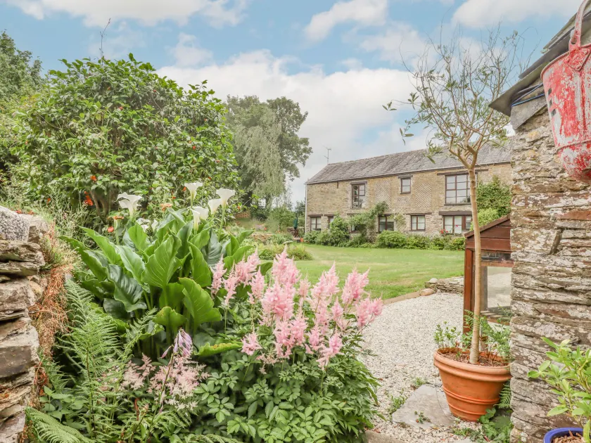 Lily Cottage - Image 1