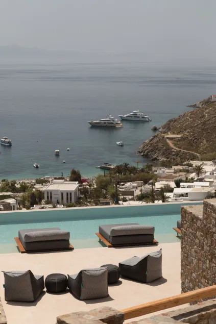 Calma Suites Mykonos - Image 1