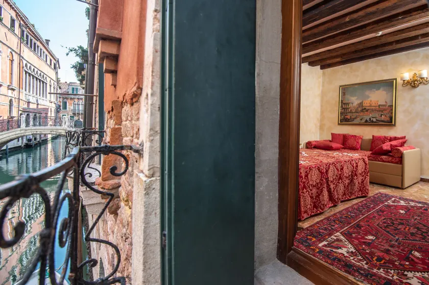Hotel Mercurio - Image 1
