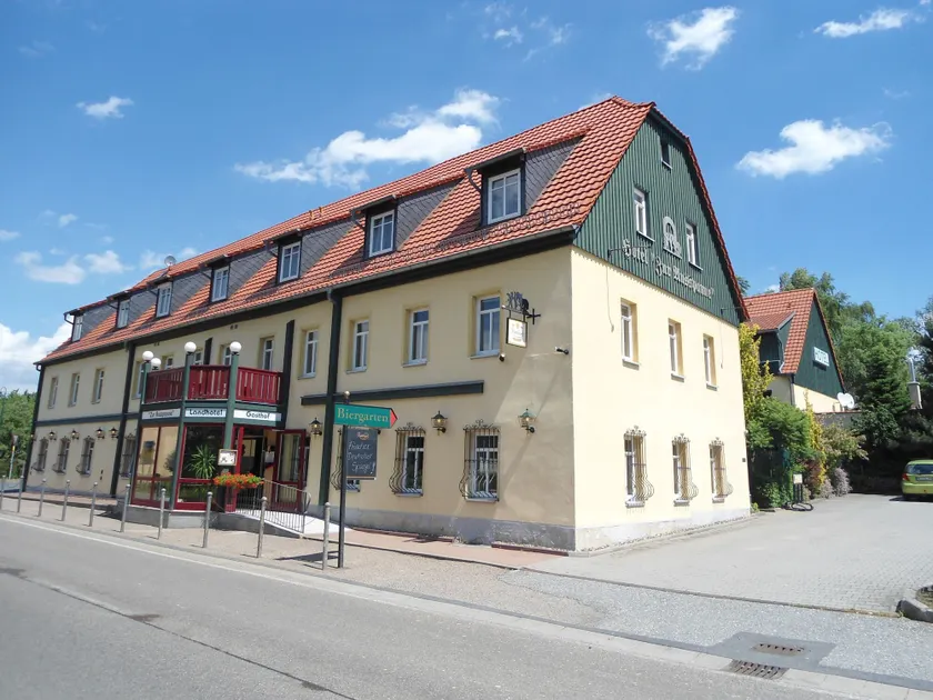 Gasthof und Landhotel Zur Ausspanne - Image 1
